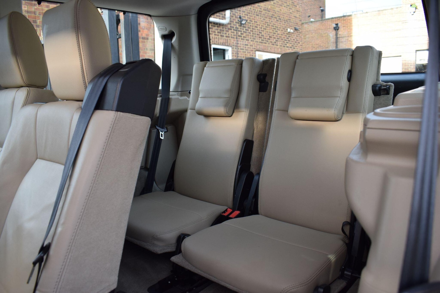 Used Land Rover Discovery 4 2015 for sale - 77067006: Photo 12