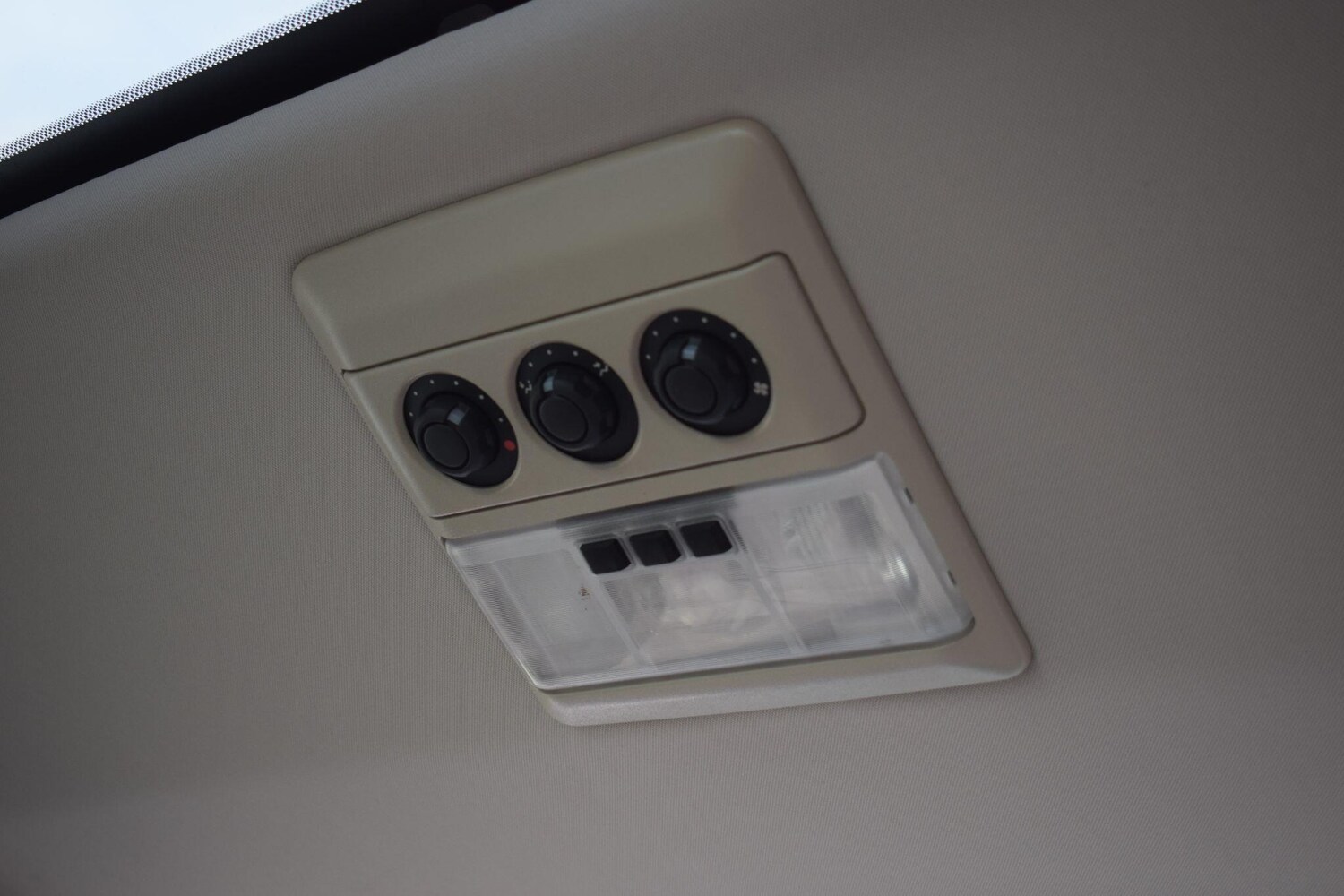 Used Land Rover Discovery 4 2015 for sale - 77067006: Photo 22