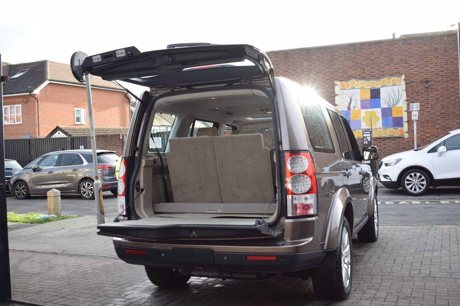 Used Land Rover Discovery 4 2015 for sale - 77067006: Photo 32