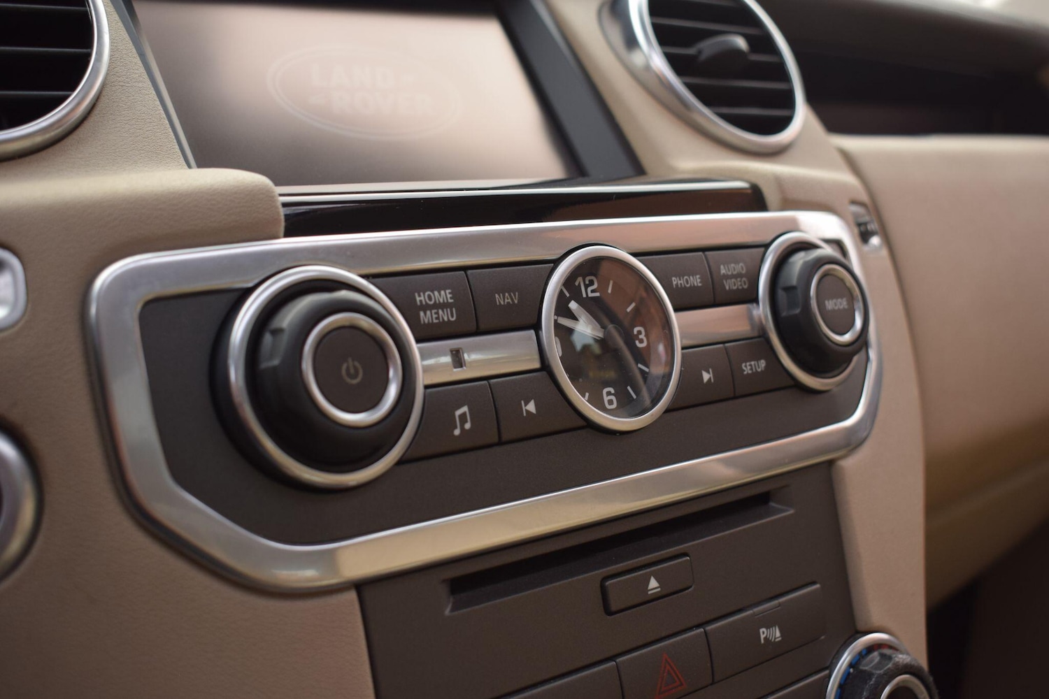 Used Land Rover Discovery 4 2015 for sale - 77067006: Photo 33