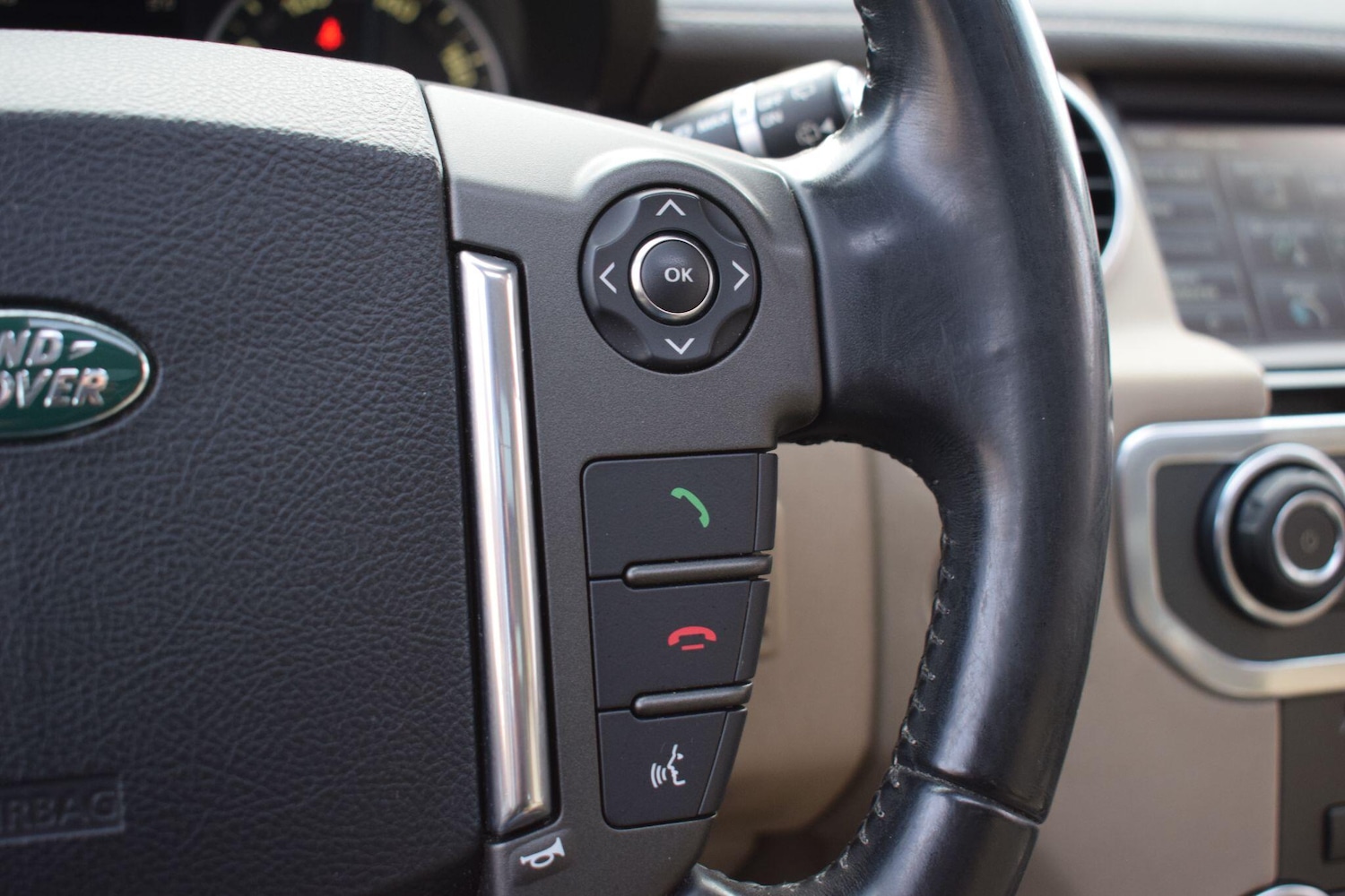 Used Land Rover Discovery 4 2015 for sale - 77067006: Photo 37