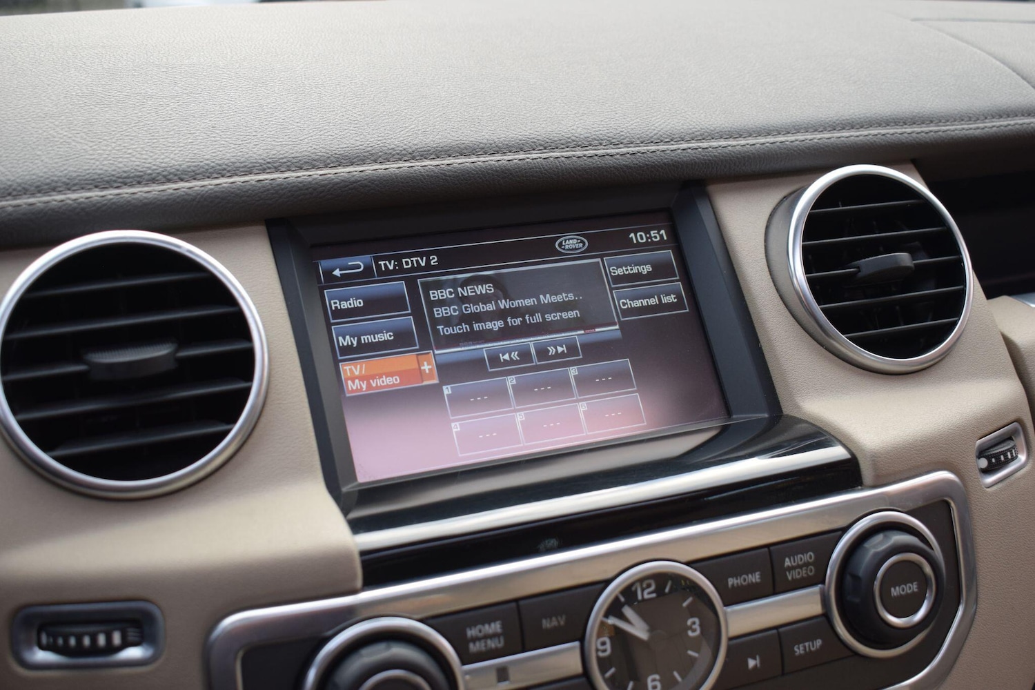 Used Land Rover Discovery 4 2015 for sale - 77067006: Photo 46