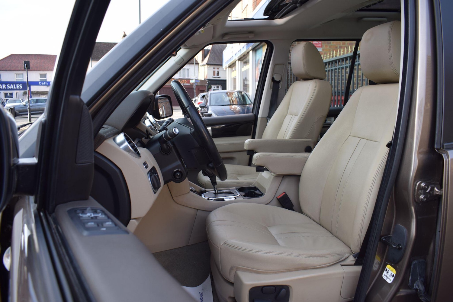 Used Land Rover Discovery 4 2015 for sale - 77067006: Photo 8