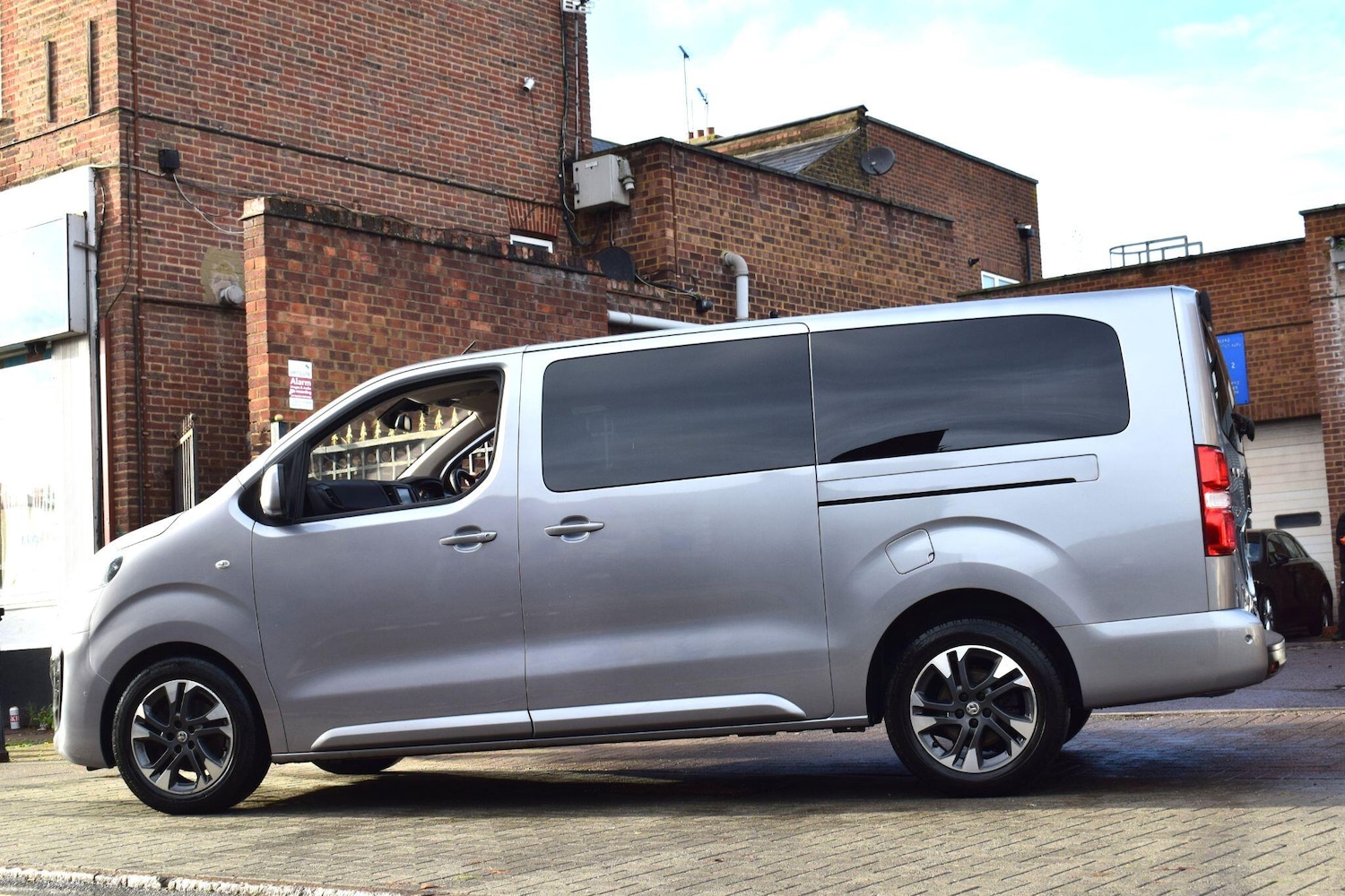 Used Vauxhall Vivaro Life 2020 for sale - 76326606: Photo 6