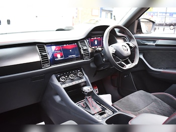 Used Skoda Kodiaq 2022 for sale - 76137220: Photo 2
