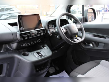 Used Citroen Berlingo 2023 for sale - 78504716: Photo