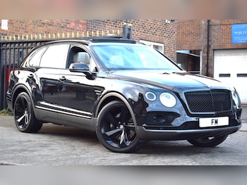 Used Bentley Bentayga 2016 for sale - 76912900: Photo