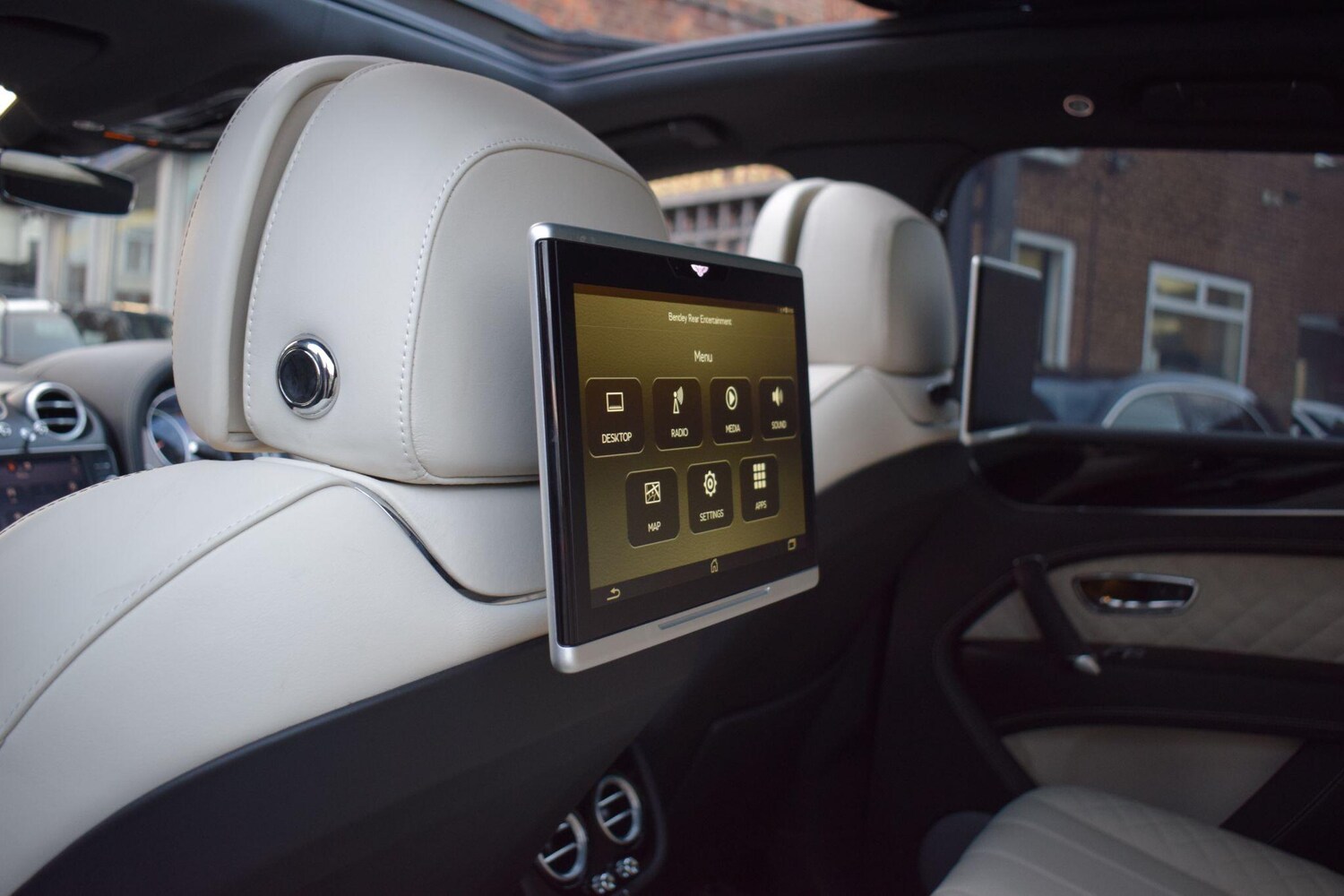 Used Bentley Bentayga for sale - 76912900: Photo 22