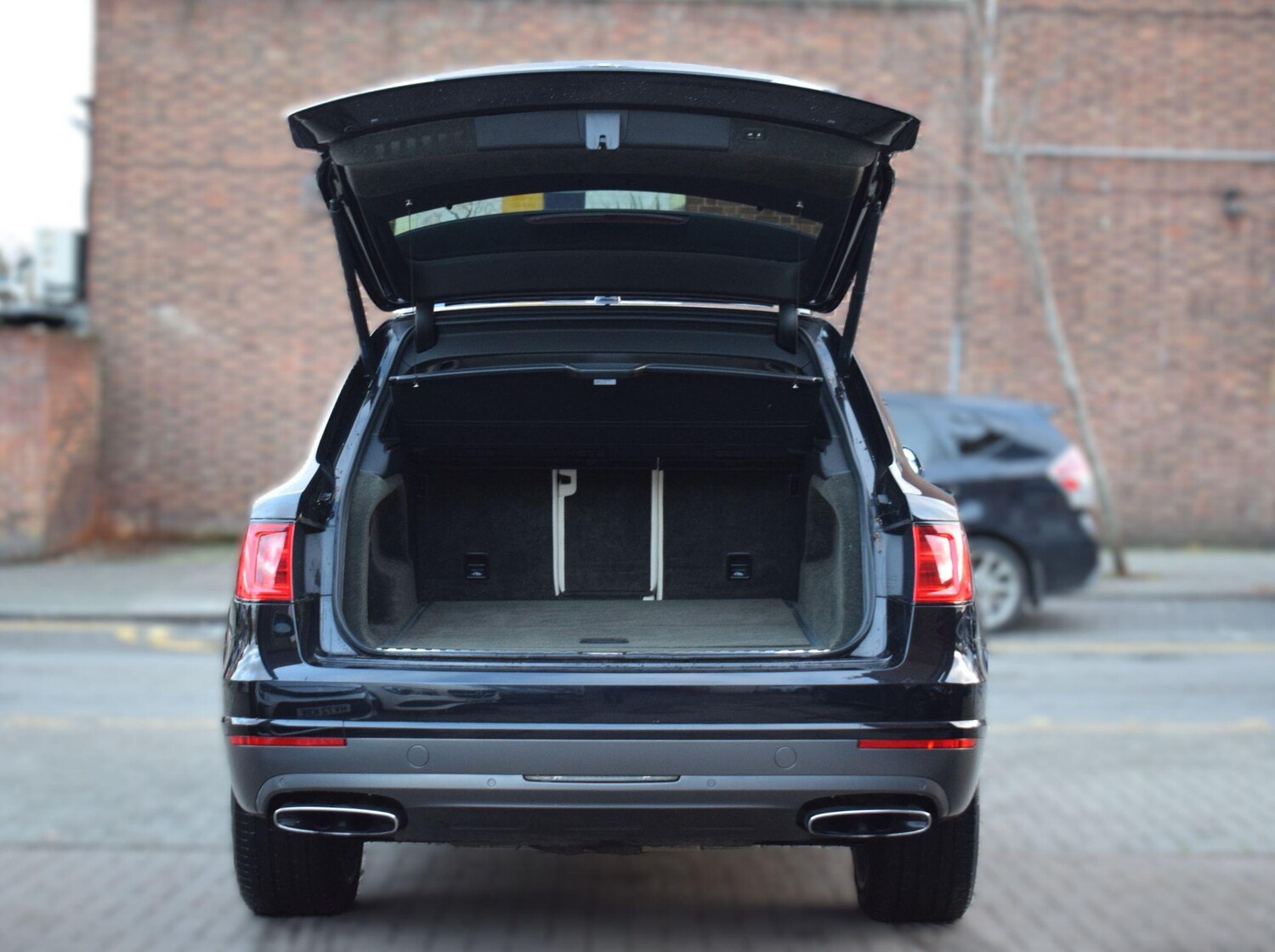 Used Bentley Bentayga for sale - 76912900: Photo 25