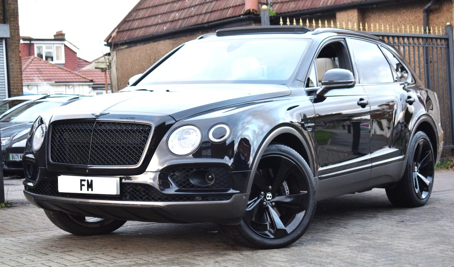 Used Bentley Bentayga for sale - 76912900: Photo 3