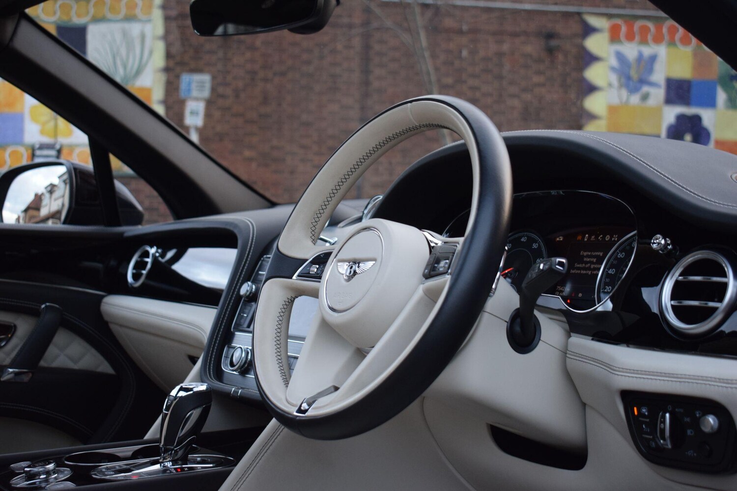 Used Bentley Bentayga for sale - 76912900: Photo 31