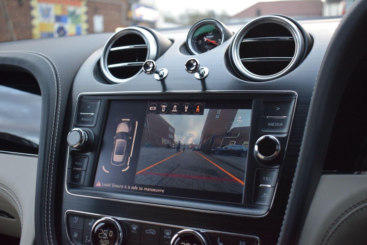 Used Bentley Bentayga for sale - 76912900: Photo 35