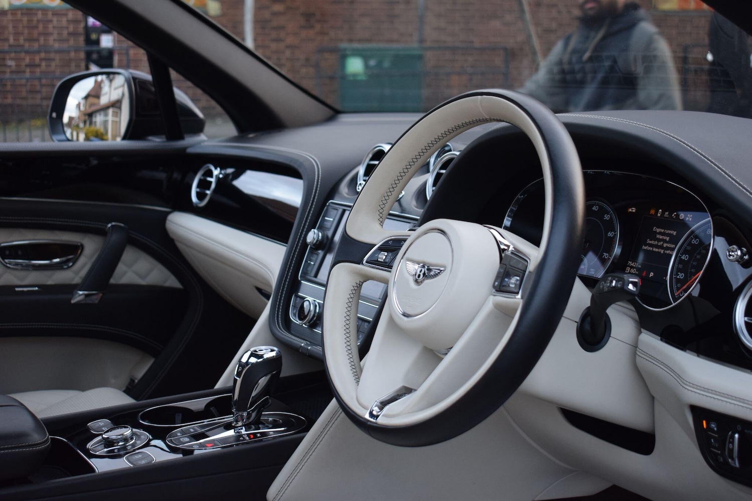 Used Bentley Bentayga for sale - 76912900: Photo 5