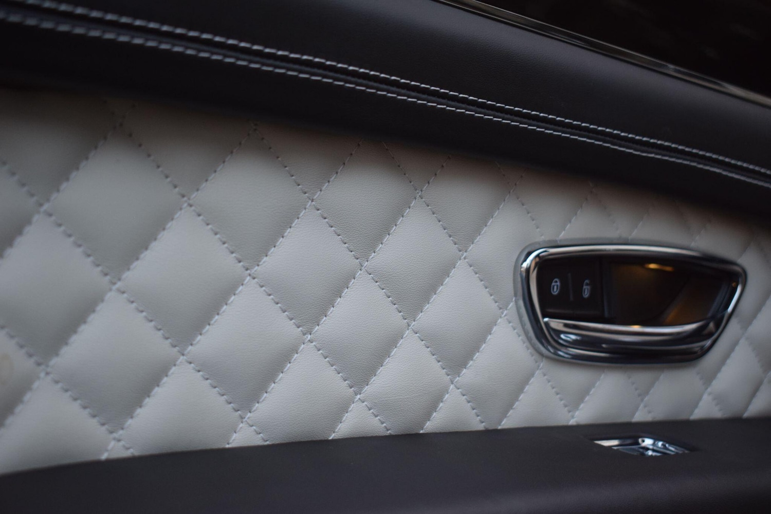 Used Bentley Bentayga for sale - 76912900: Photo 76