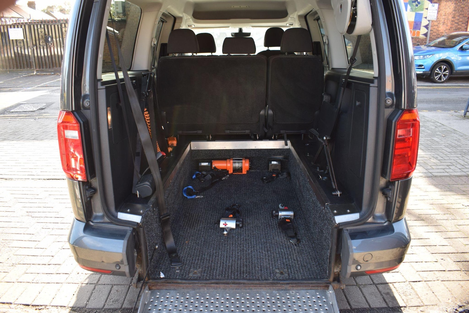 Used Volkswagen Caddy Maxi Life 2018 for sale - 76398879: Photo 15