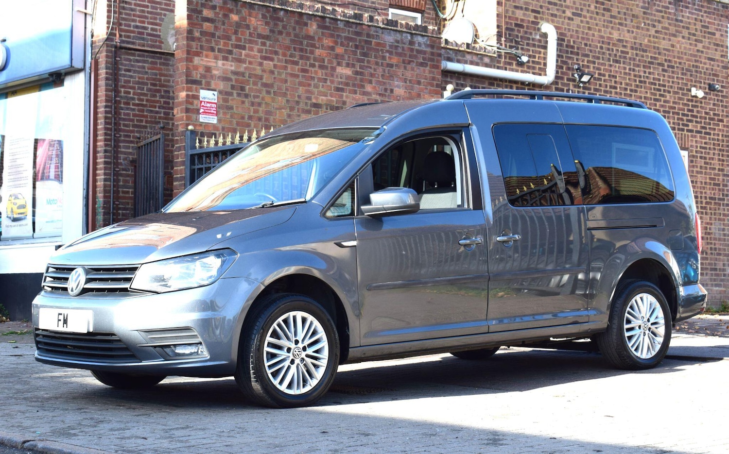 Used Volkswagen Caddy Maxi Life 2018 for sale - 76398879: Photo 25