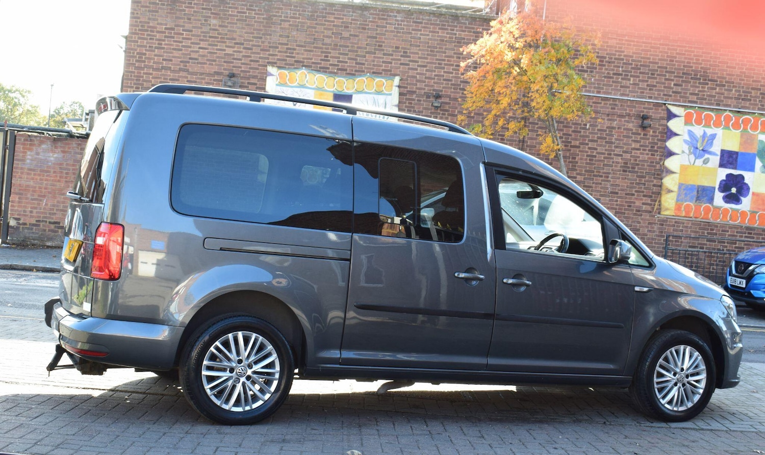 Used Volkswagen Caddy Maxi Life 2018 for sale - 76398879: Photo 27