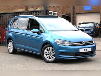 Used Volkswagen Touran 2020 for sale - 78318655: Photo