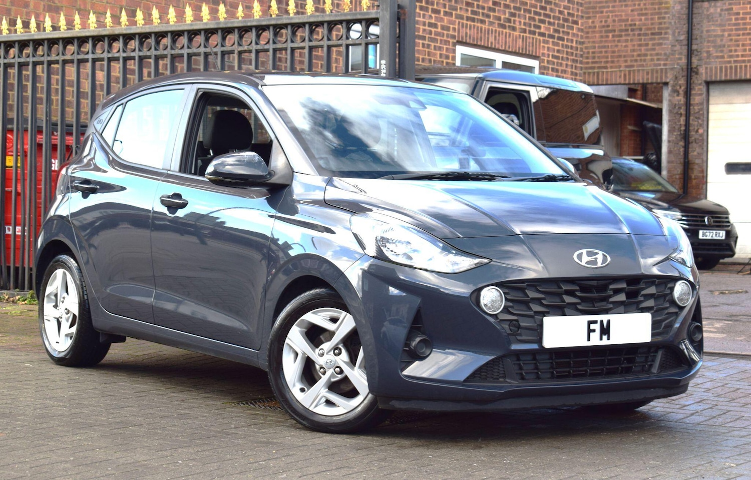 Used Hyundai i10 2021 for sale - 76801639: Photo 1
