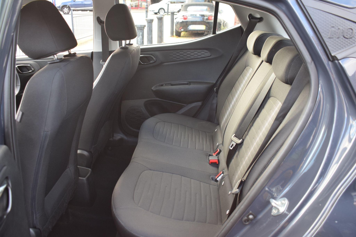 Used Hyundai i10 2021 for sale - 76801639: Photo 12