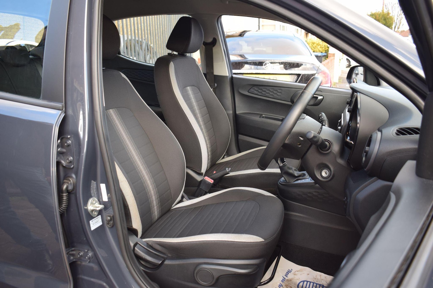 Used Hyundai i10 2021 for sale - 76801639: Photo 6