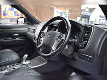 Used Mitsubishi Outlander 2018 for sale - 77783131: Photo