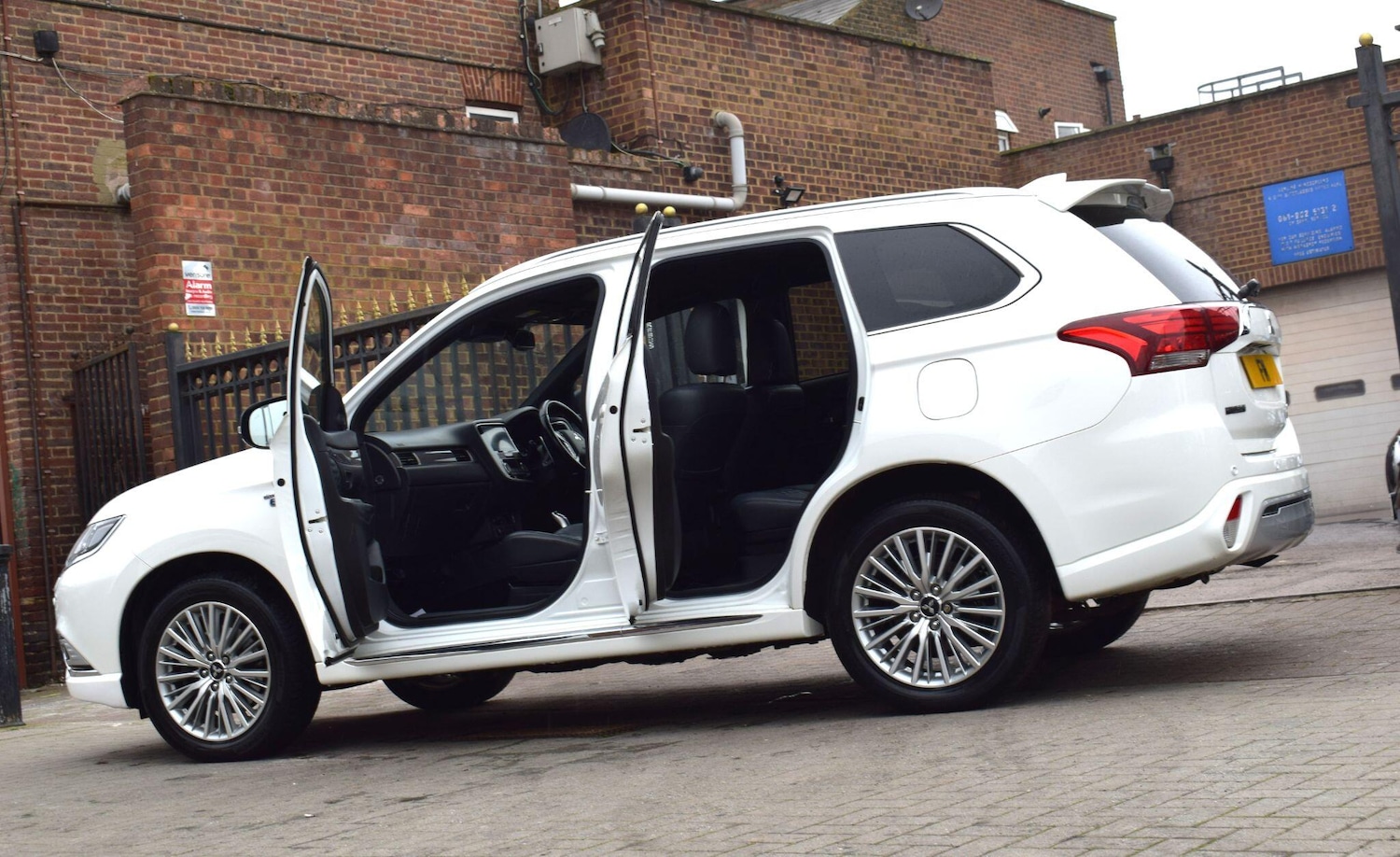 Used Mitsubishi Outlander for sale - 77783131: Photo 7