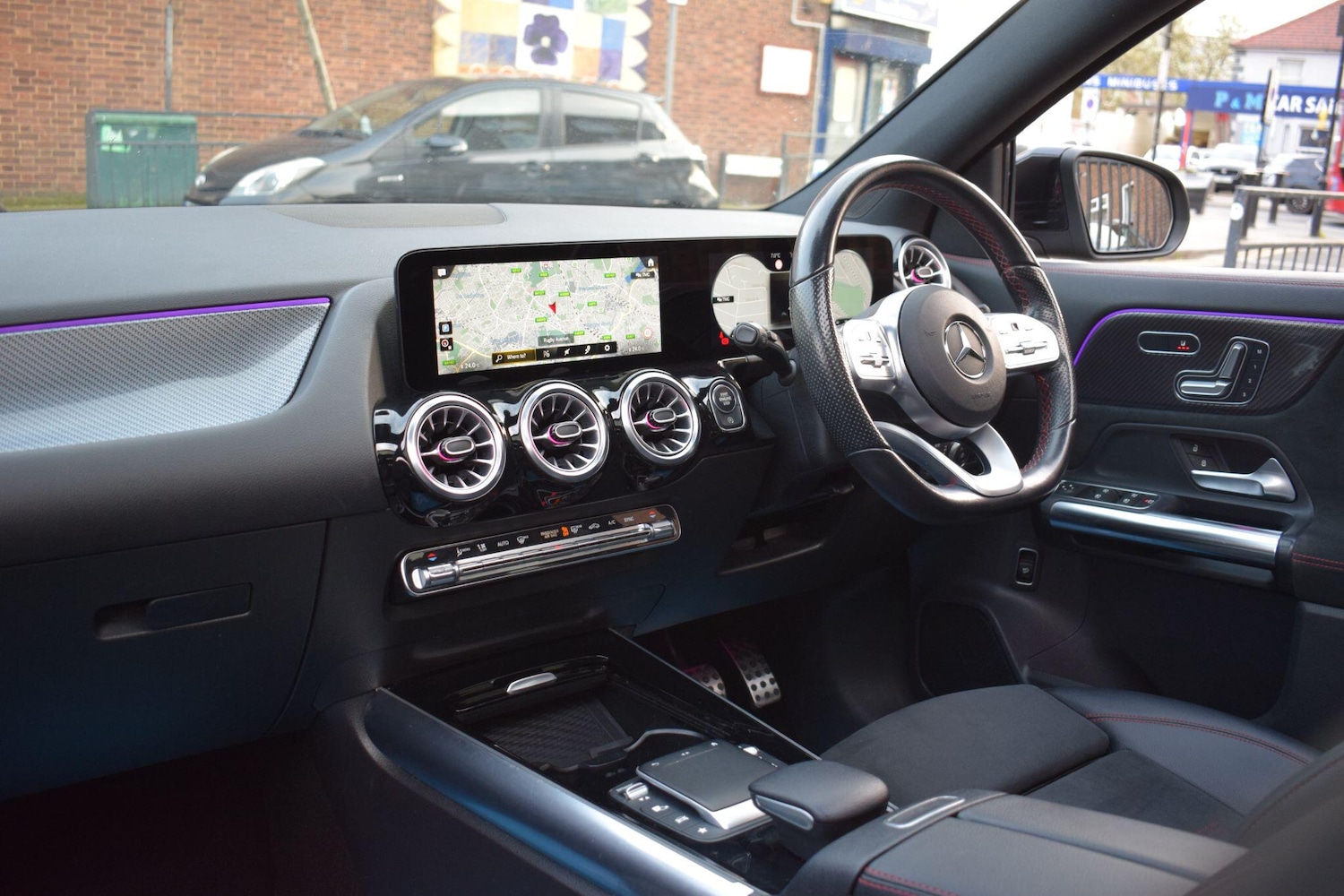 Used Mercedes-Benz GLA 2021 for sale - 78034180: Photo 2