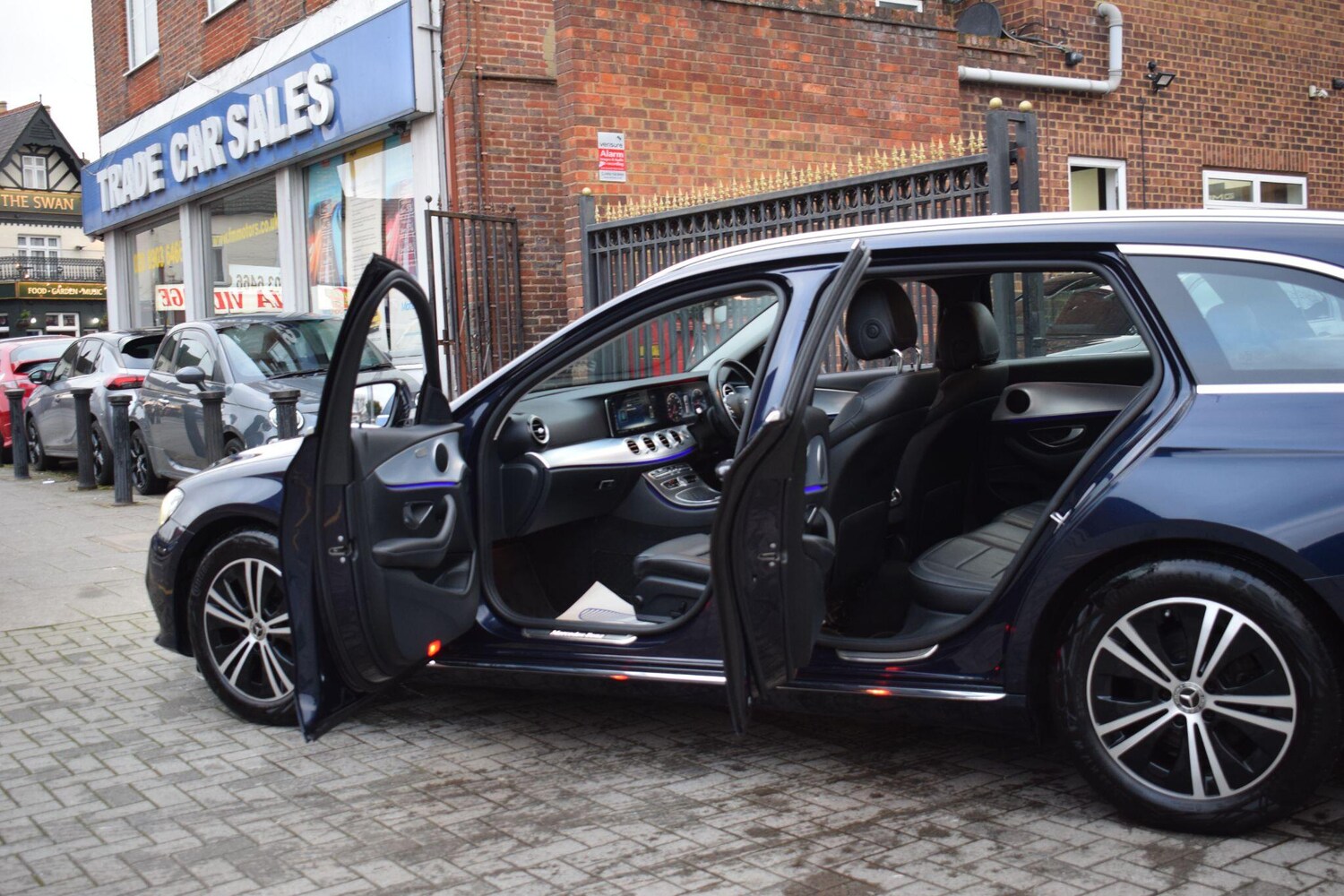 Used Mercedes-Benz E Class for sale - 77497396: Photo 16