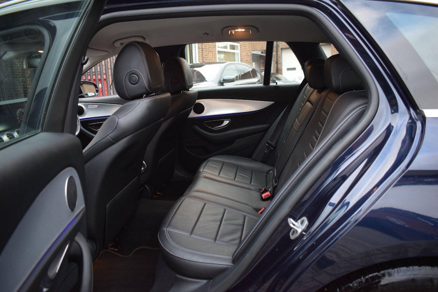 Used Mercedes-Benz E Class for sale - 77497396: Photo 19