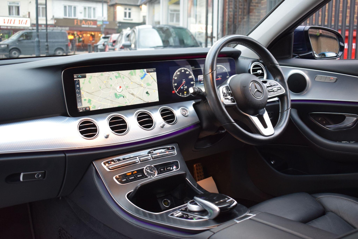 Used Mercedes-Benz E Class for sale - 77497396: Photo 2