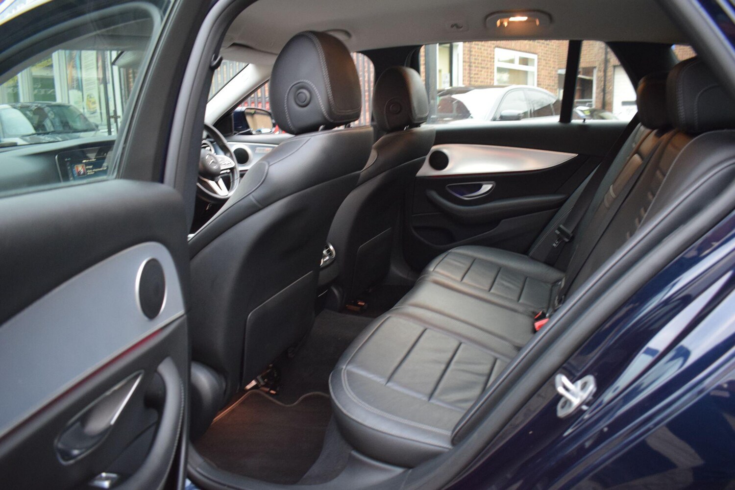 Used Mercedes-Benz E Class for sale - 77497396: Photo 20