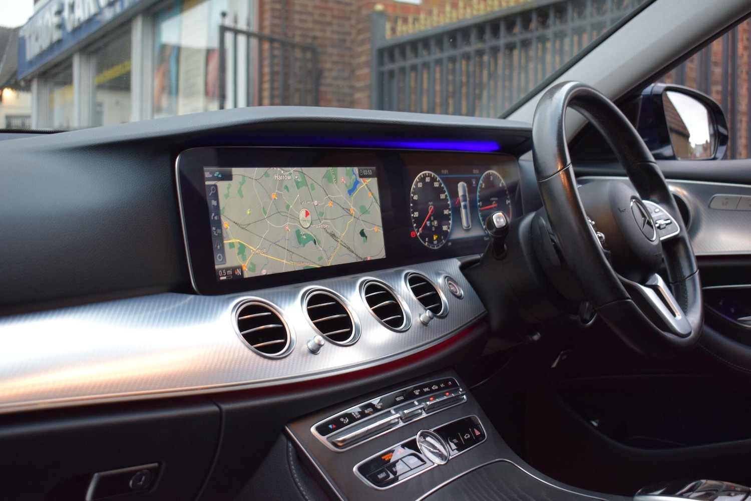 Used Mercedes-Benz E Class for sale - 77497396: Photo 25