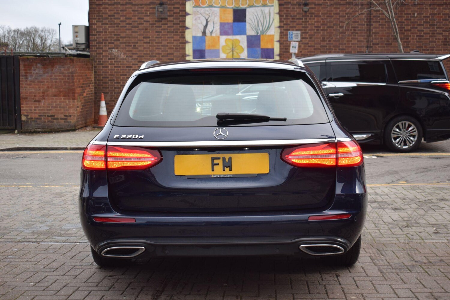 Used Mercedes-Benz E Class for sale - 77497396: Photo 32