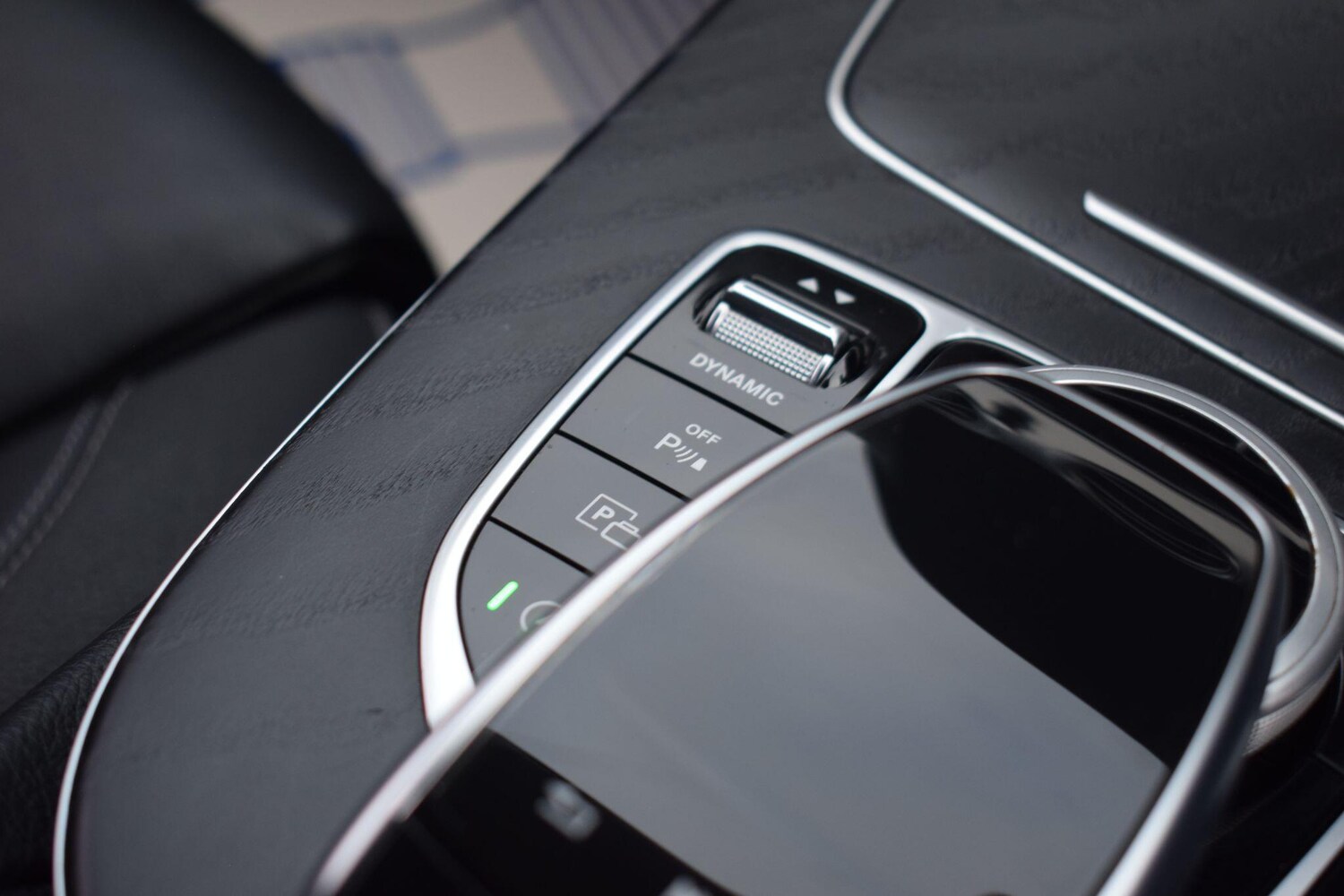 Used Mercedes-Benz E Class for sale - 77497396: Photo 34