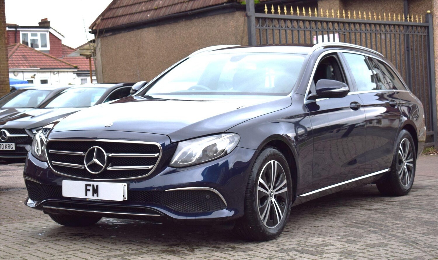 Used Mercedes-Benz E Class for sale - 77497396: Photo 45