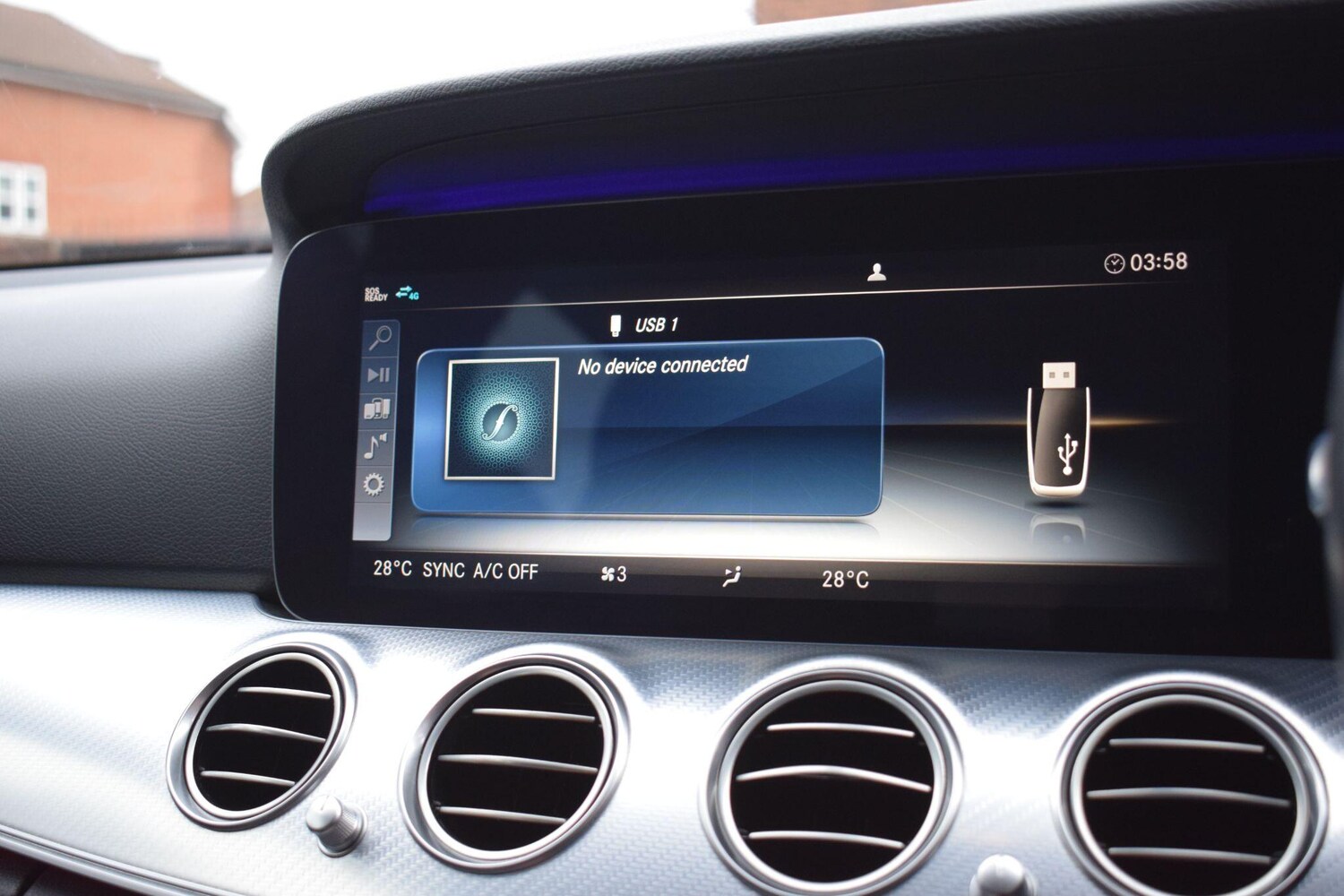 Used Mercedes-Benz E Class for sale - 77497396: Photo 46