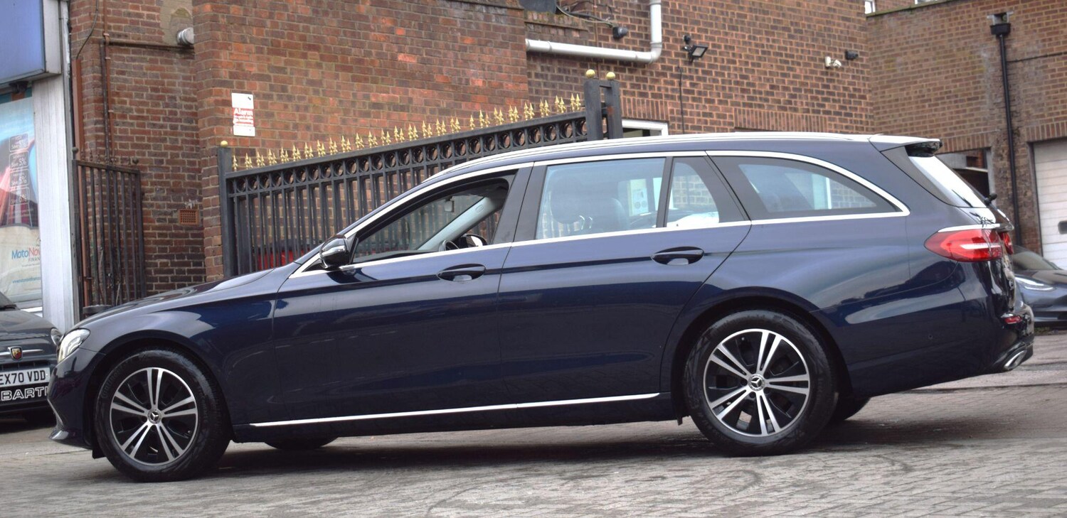 Used Mercedes-Benz E Class for sale - 77497396: Photo 6