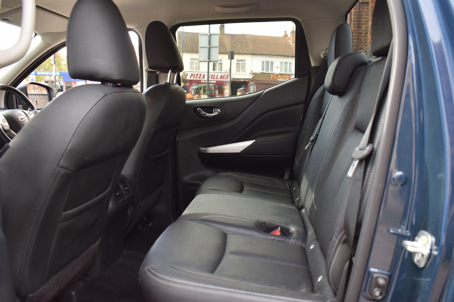 Used Nissan Navara 2021 for sale - 76377327: Photo 30