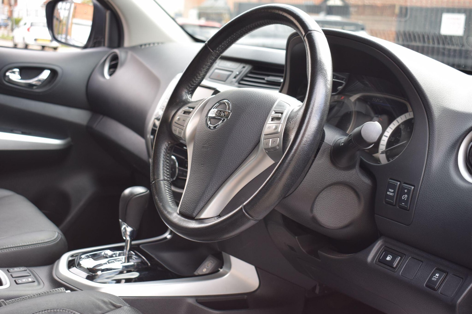 Used Nissan Navara 2021 for sale - 76377327: Photo 36