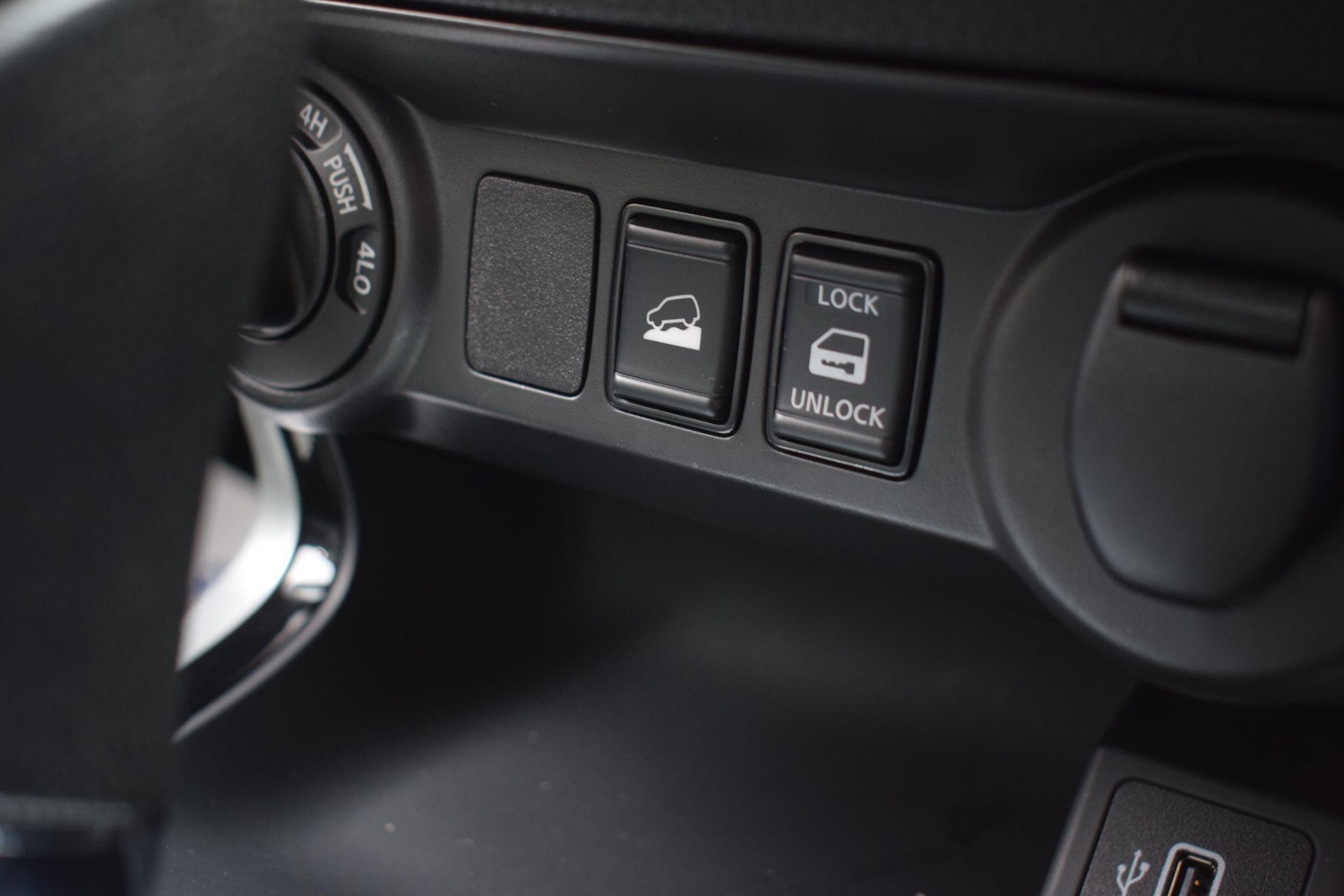 Used Nissan Navara 2021 for sale - 76377327: Photo 38