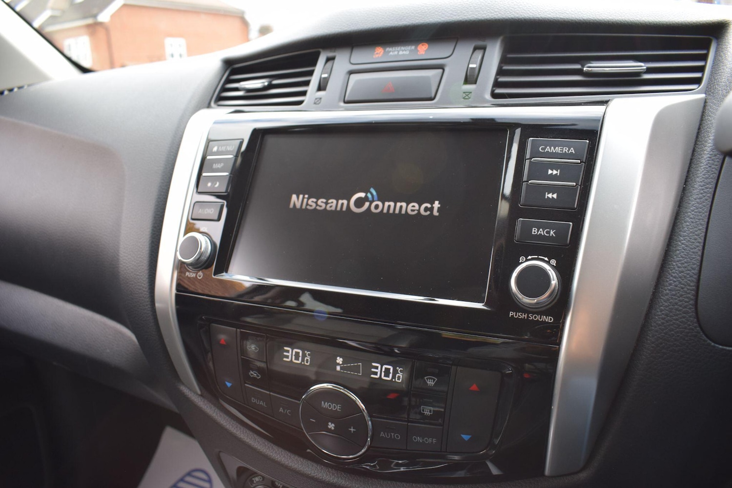 Used Nissan Navara 2021 for sale - 76377327: Photo 41