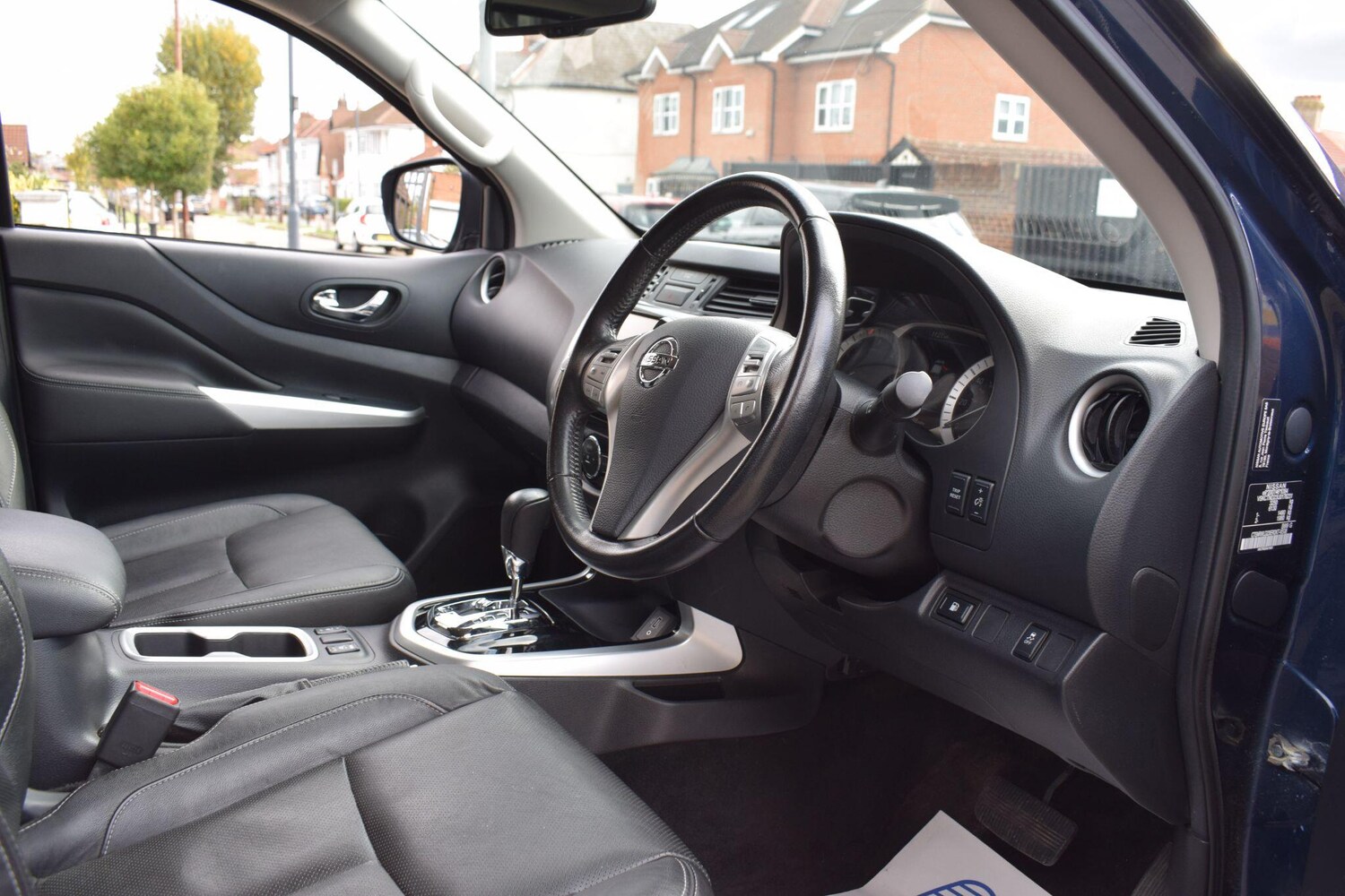 Used Nissan Navara 2021 for sale - 76377327: Photo 5