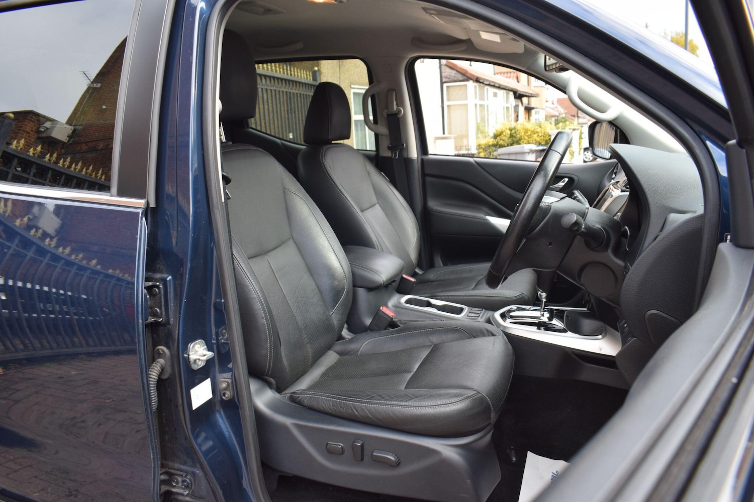 Used Nissan Navara 2021 for sale - 76377327: Photo 7