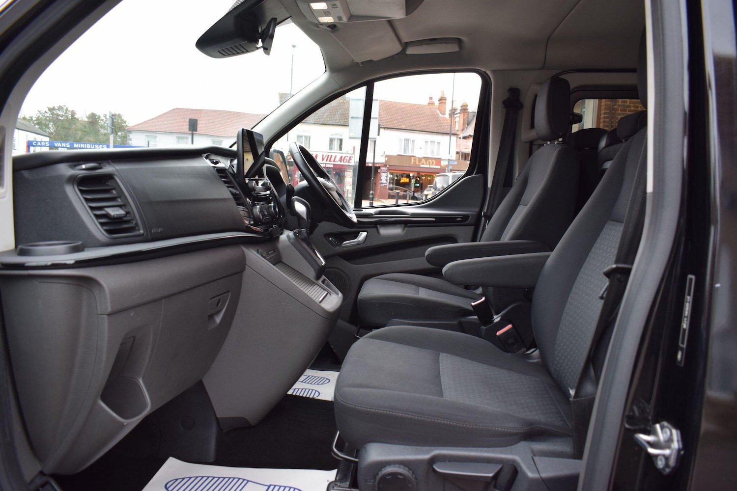 Used Ford Tourneo Custom 2022 for sale - 76282801: Photo 10