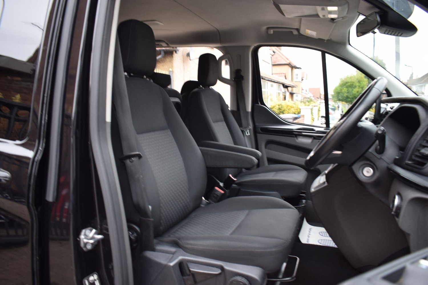 Used Ford Tourneo Custom 2022 for sale - 76282801: Photo 8