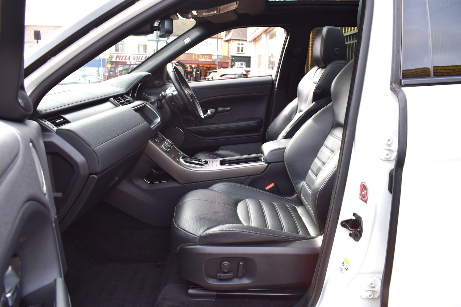 Used Land Rover Range Rover Evoque 2019 for sale - 77882382: Photo 10