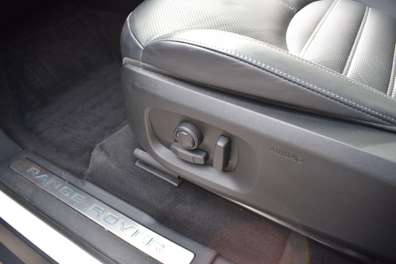 Used Land Rover Range Rover Evoque 2019 for sale - 77882382: Photo 35