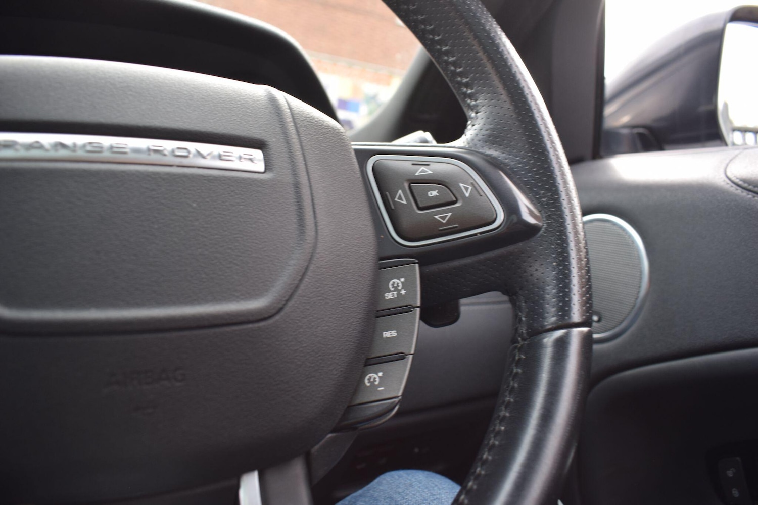 Used Land Rover Range Rover Evoque 2019 for sale - 77882382: Photo 43