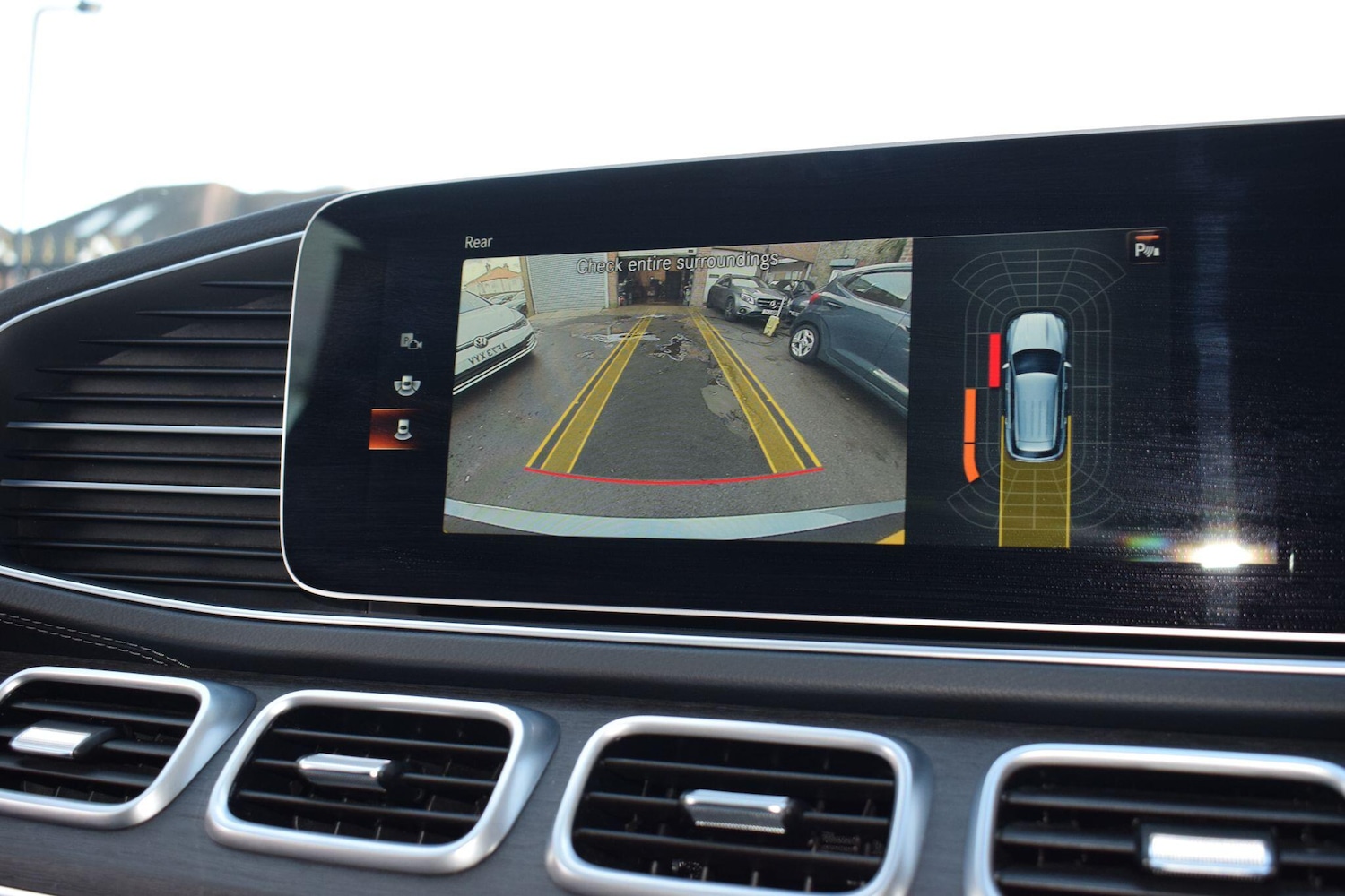 Used Mercedes-Benz GLE 2022 for sale - 76780930: Photo 35